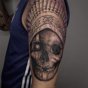Head chief skull.Created this piece for my client.. And this is as far we got after 6 hours of work.#chief #chiefskull #skull #warrior #skulltattoo #tattooskull #chieftattoo #nativeamerican 