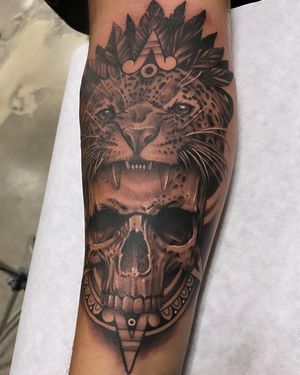 Jaguar skull piece 
