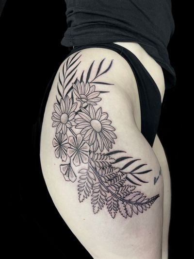 Floral thigh