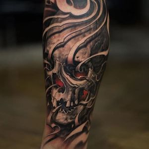 You can almost smell the hellfire coming from within this morbid skull by Victor Portugal.  #bioorganic #blackandgrey #color #horror #hyperrealism #VictorPortugal #realism #skull